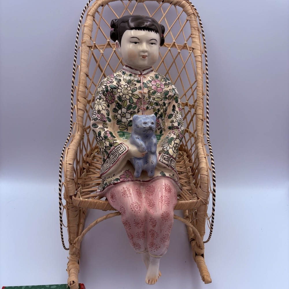 Chinese Porcelain Shelf Sitter Figurine Qing Girl Cat Colorful Home Decor 11"
